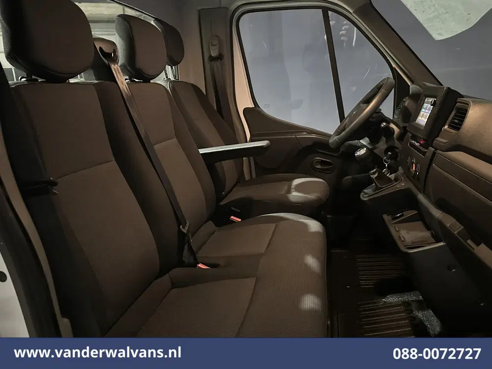 Renault Master 2.3 dCi 146pk Chassis Cabine Euro6 Airco uit 2021, foto 8