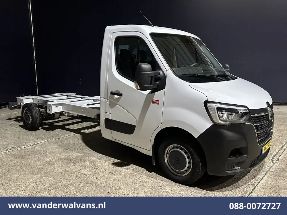 Renault Master 2.3 dCi 146pk Chassis Cabine Euro6 Airco uit 2021, foto 9
