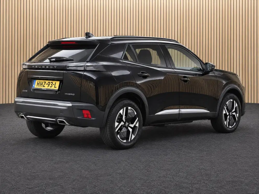 Peugeot 2008 1.2 Hybrid 145 Allure uit 2025, foto 6