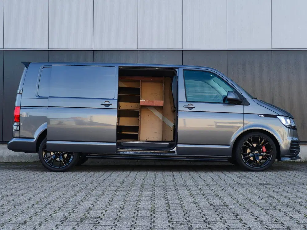 Volkswagen Transporter 2.0TDI L2H1 SPORT EDITION 150PK PDC uit 2019, foto 13