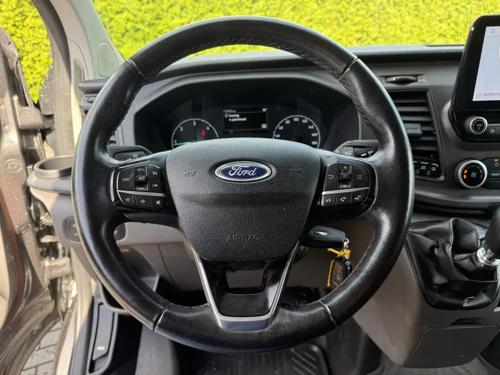 Ford Transit Custom 2.0 TDCI uit 2022, foto 10