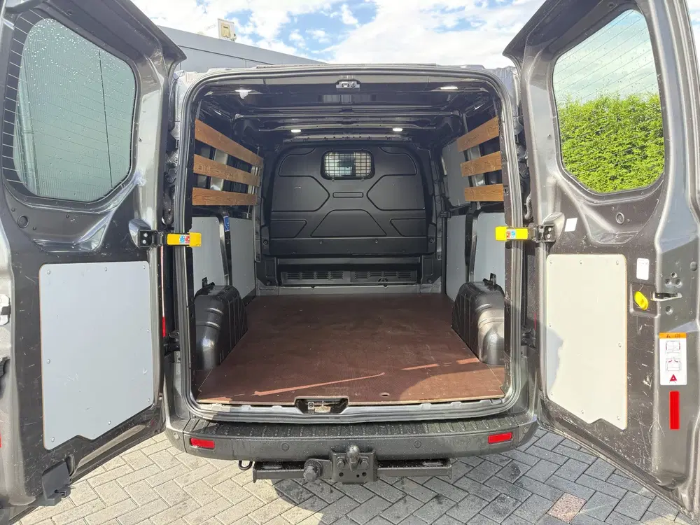 Ford Transit Custom 2.0 TDCI uit 2022, foto 6