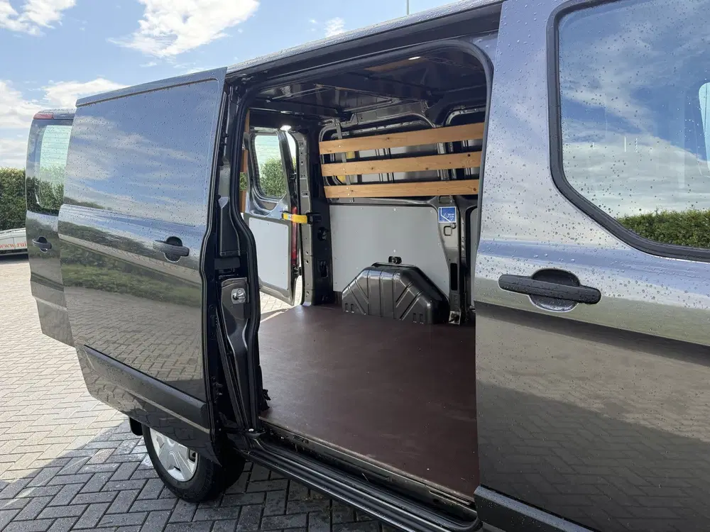 Ford Transit Custom 2.0 TDCI uit 2022, foto 7