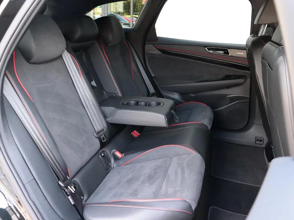 Volkswagen ID.7 GTX Limited Edition 86 kWh Stoel verw uit 2025, foto 10