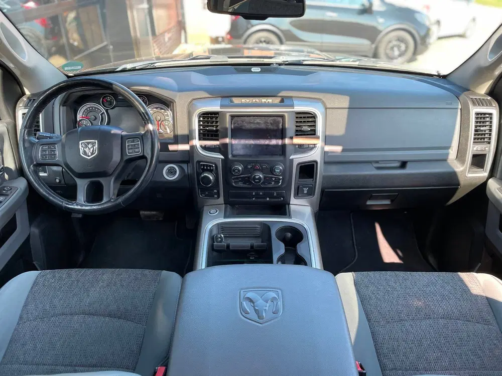 Dodge RAM 5.7 V8 4x4 Crew Cab Big Horn uit 2019, foto 12