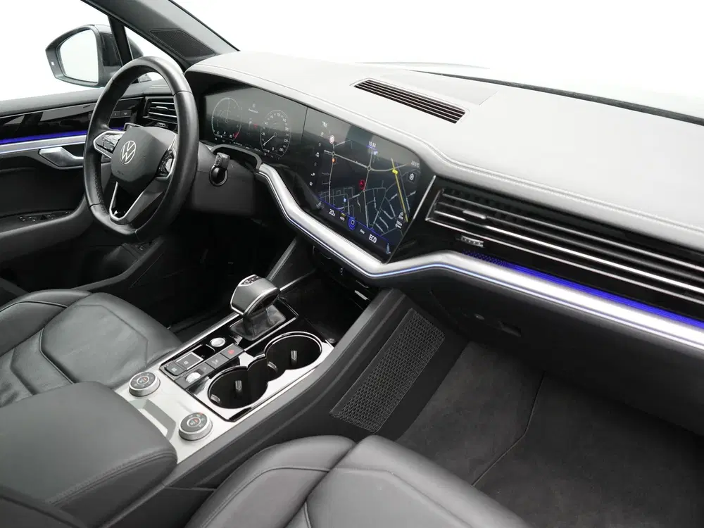 Volkswagen Touareg 3.0 TSi eHybrid 4MOTION PHEV 381pk Dealer uit 2022, foto 4