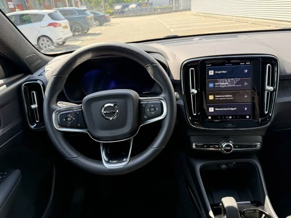 Volvo C40 Plus 69 kWh uit 2022, foto 12