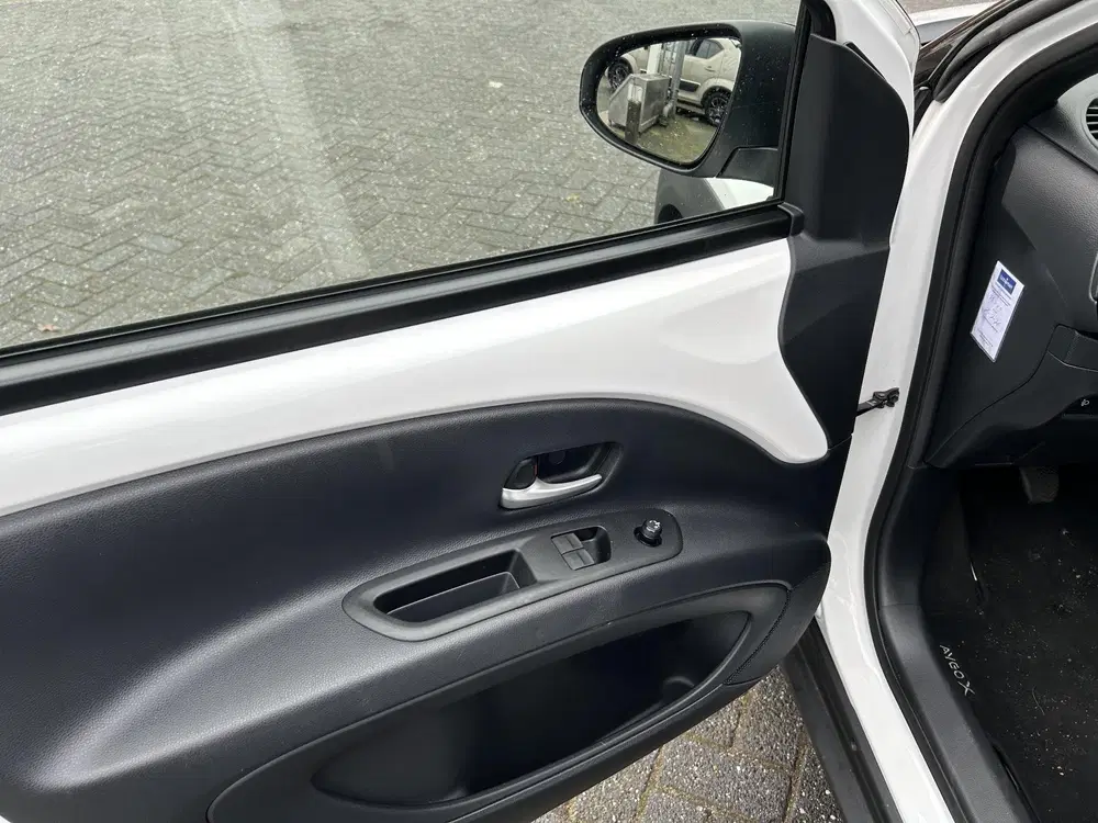 Toyota Aygo X 1.0 VVT-i MT Pulse uit 2023, foto 11
