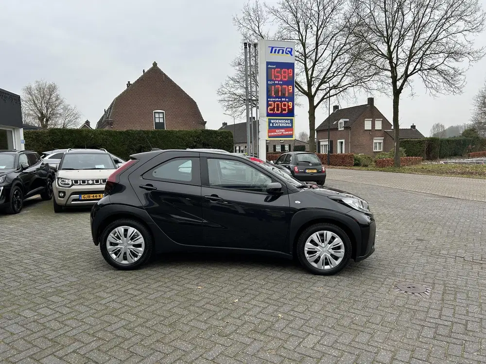 Toyota Aygo X 1.0 VVT-i MT Play Apple Carplay uit 2023, foto 3