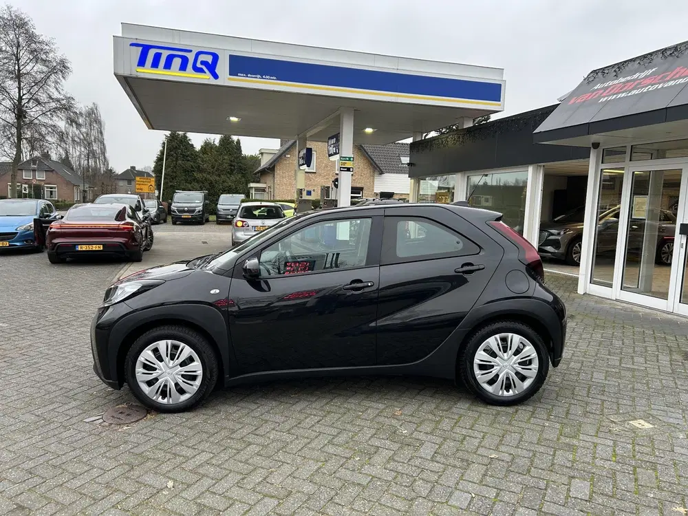 Toyota Aygo X 1.0 VVT-i MT Play Apple Carplay uit 2023, foto 5