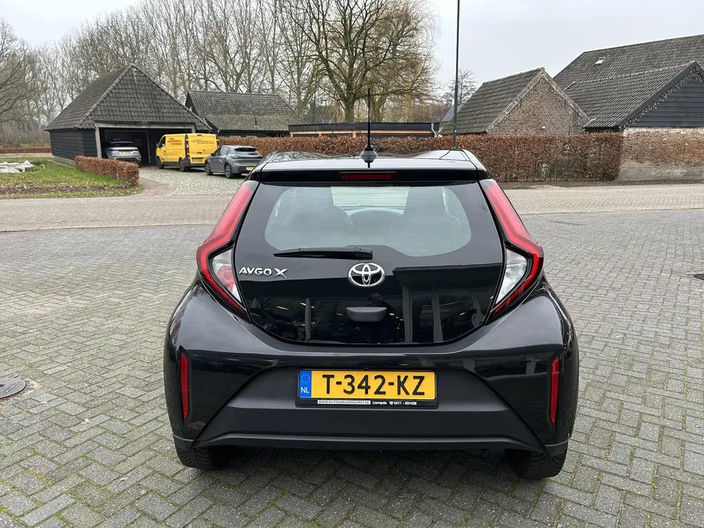 Toyota Aygo X 1.0 VVT-i MT Play Apple Carplay uit 2023, foto 7