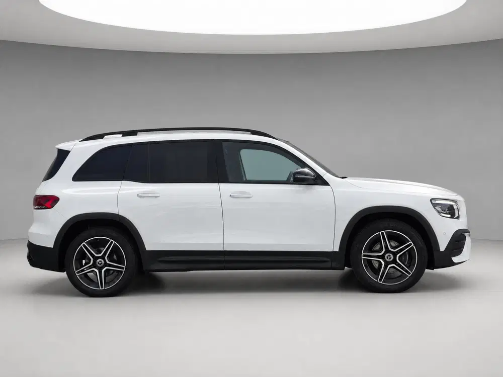 Mercedes-Benz GLB 200 Business Solution AMG uit 2021, foto 3