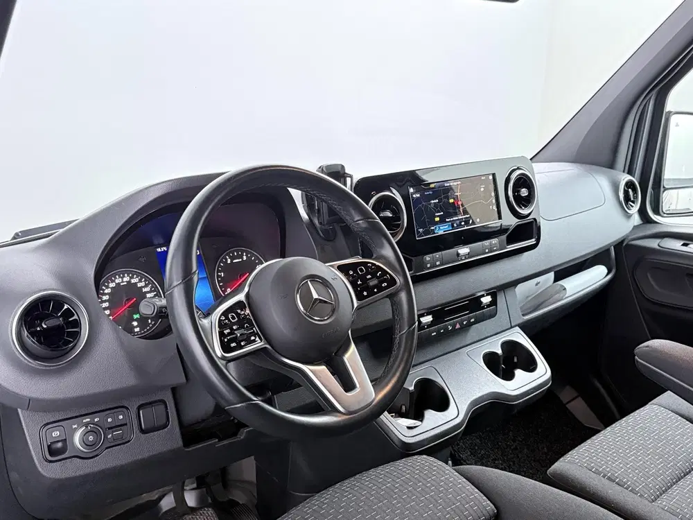 Mercedes-Benz Sprinter 319 1.9 CDI L2H1 RWD uit 2023, foto 3