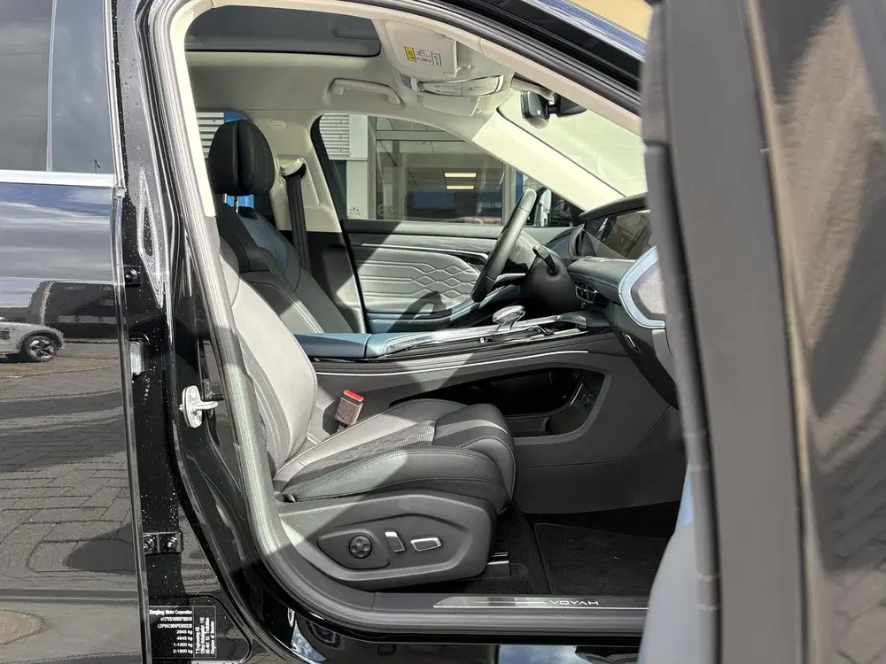Voyah Free Flagship 4WD 106 kWh uit 2025, foto 5