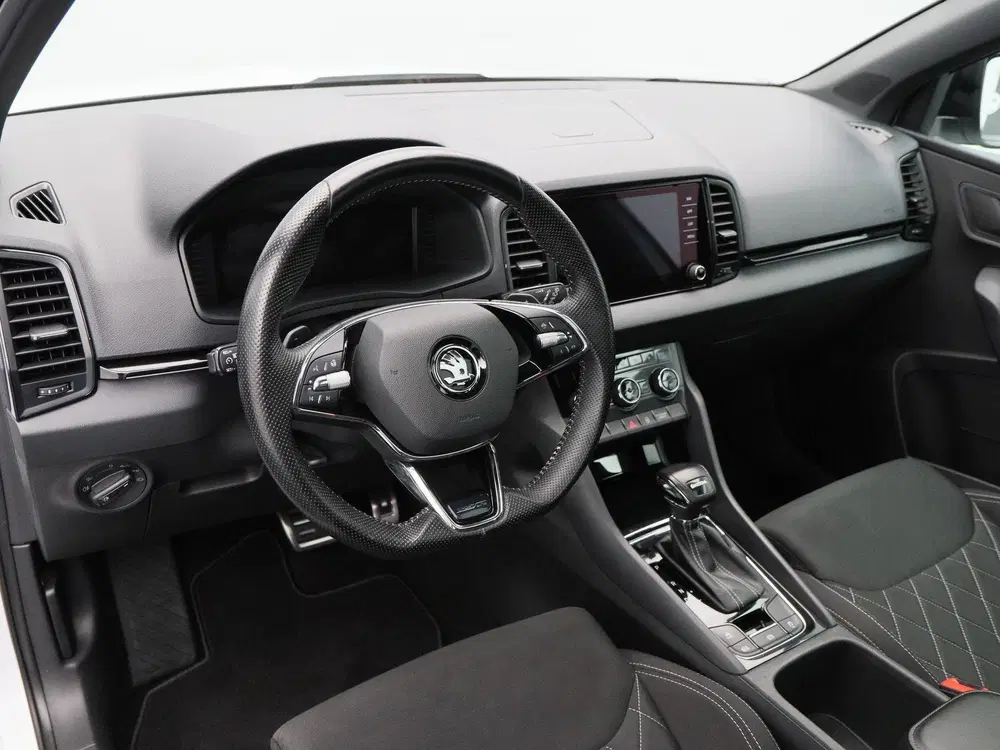 Skoda Karoq 1.5 TSi 150 Pk Automaat Sportline Business uit 2022, foto 3