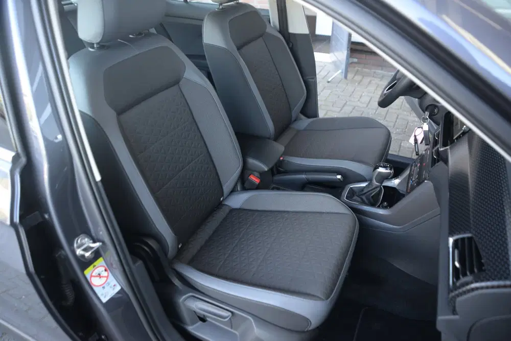 Volkswagen T-Cross 1.0 TSI Style uit 2022, foto 11