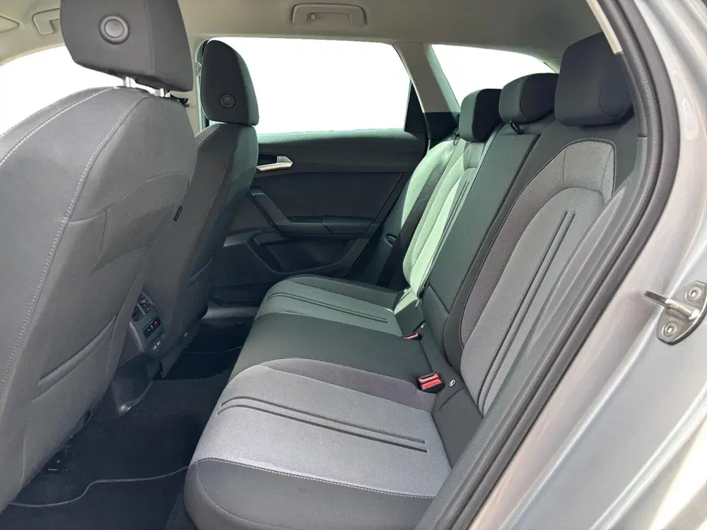 SEAT Leon 1.0 eTSI Style Business Intense uit 2023, foto 11