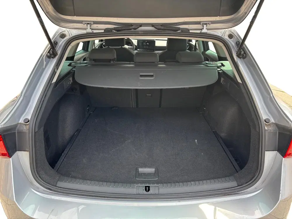 SEAT Leon 1.0 eTSI Style Business Intense uit 2023, foto 6