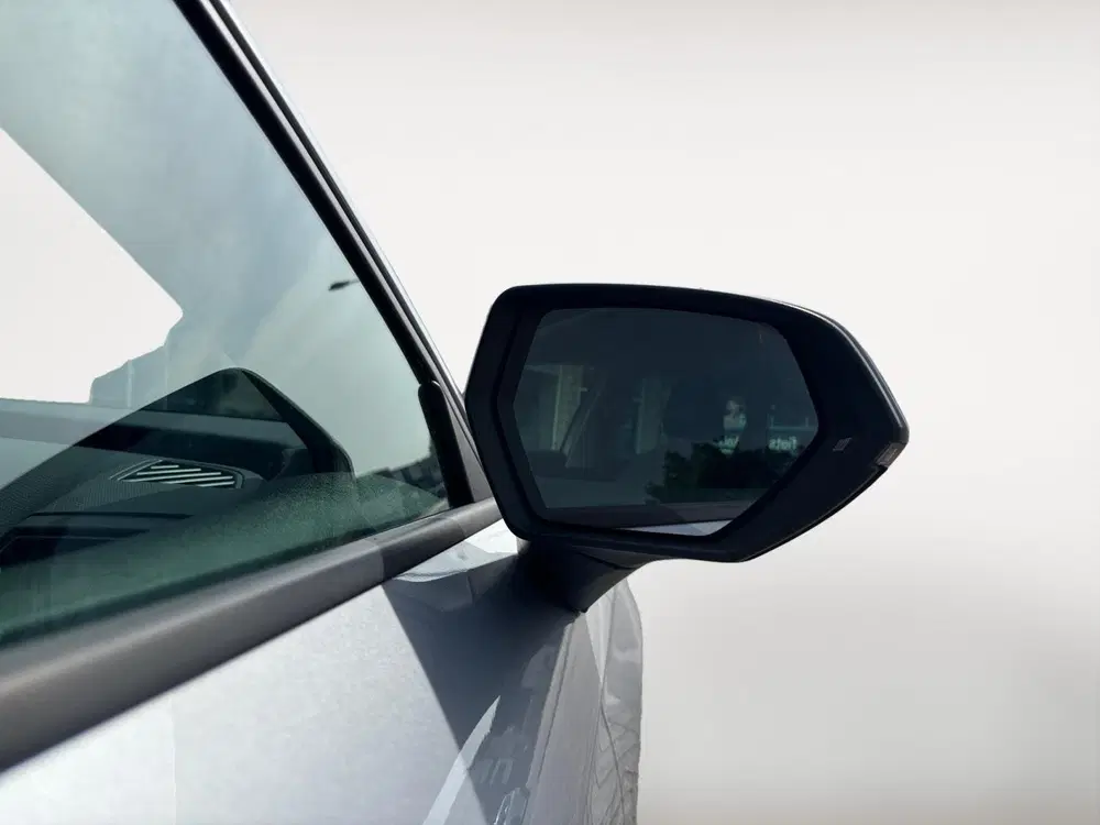 SEAT Leon 1.0 eTSI Style Business Intense uit 2023, foto 8