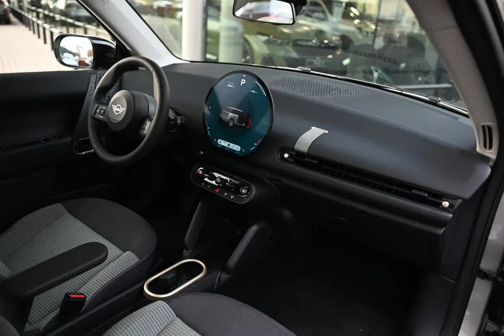 Mini Hatchback Cooper SE uit 2026, foto 4