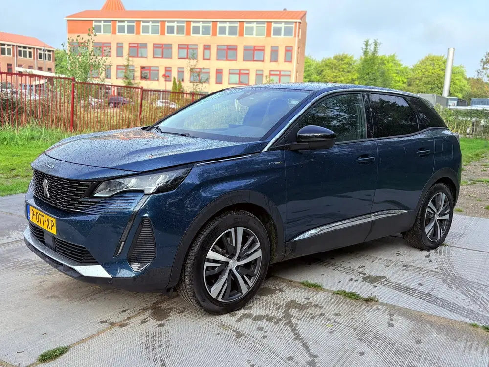 Peugeot 3008 1.6 HYbrid 225 Allure Pack Business uit 2022, foto 4