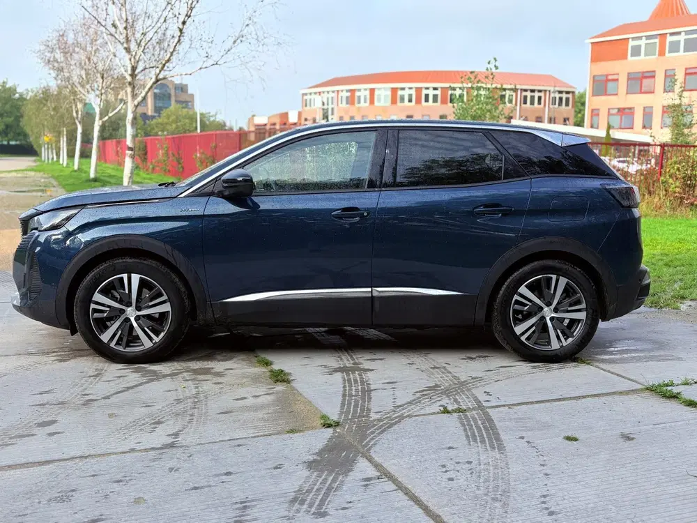 Peugeot 3008 1.6 HYbrid 225 Allure Pack Business uit 2022, foto 9