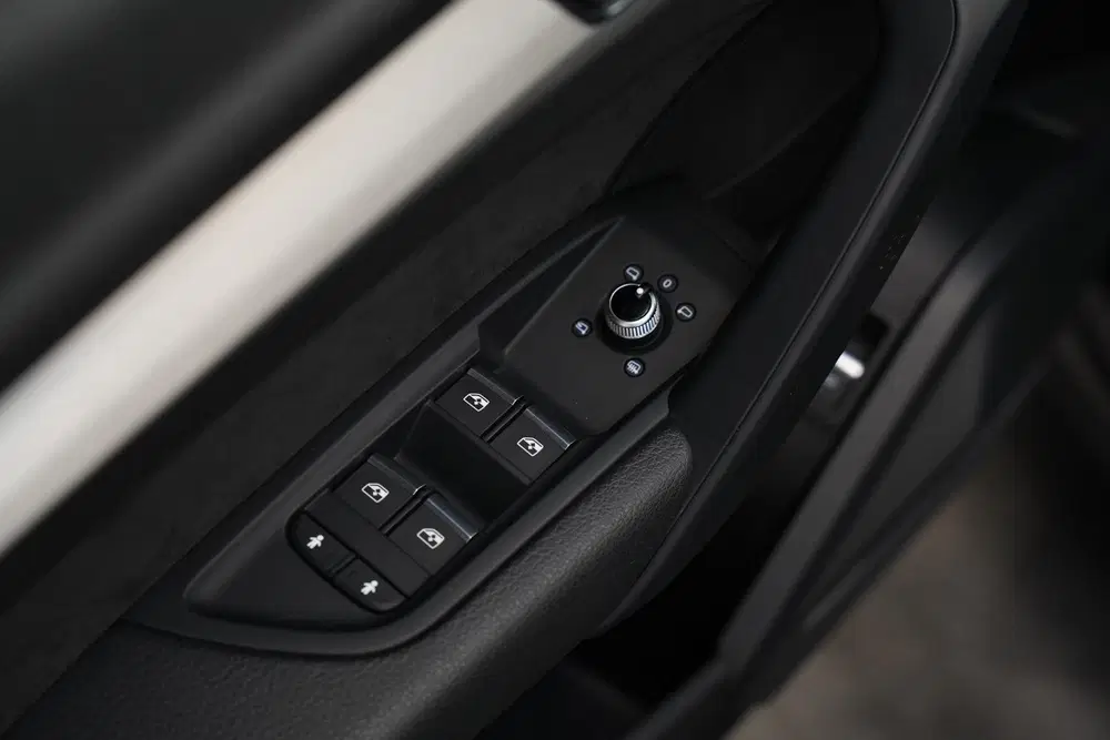 Audi Q5 55 TFSI e quattro Competition 3x S-Line 36 uit 2019, foto 12