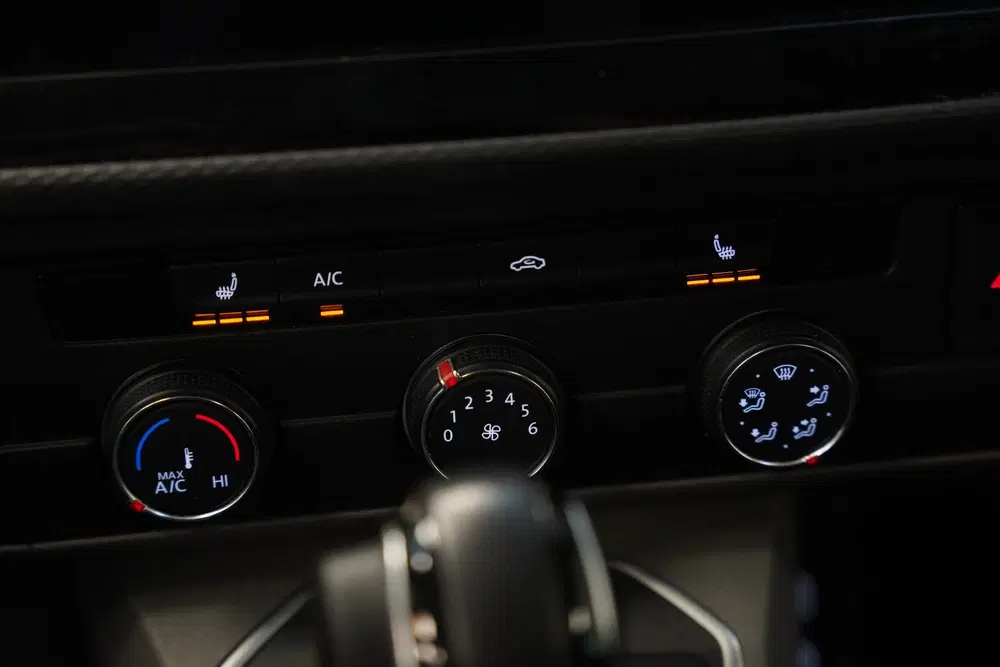 Volkswagen Transporter 2.0 TDI L2H1 30 DC Bulli ABT-uitgevoe uit 2022, foto 14