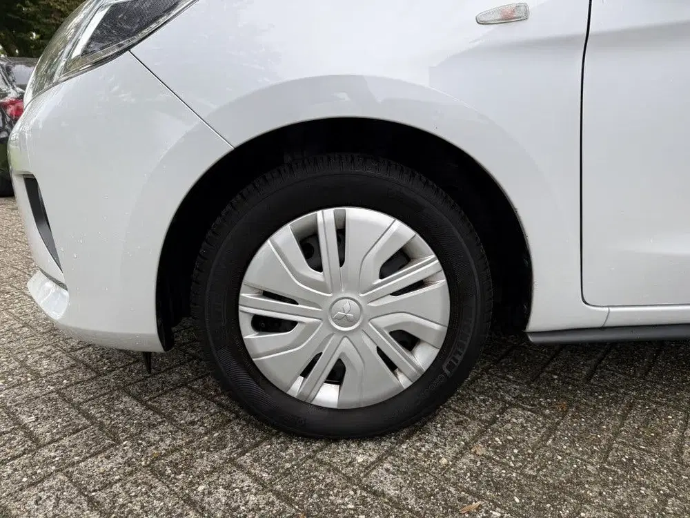 Mitsubishi Space Star 1.2 Connect+ Carplay uit 2022, foto 9