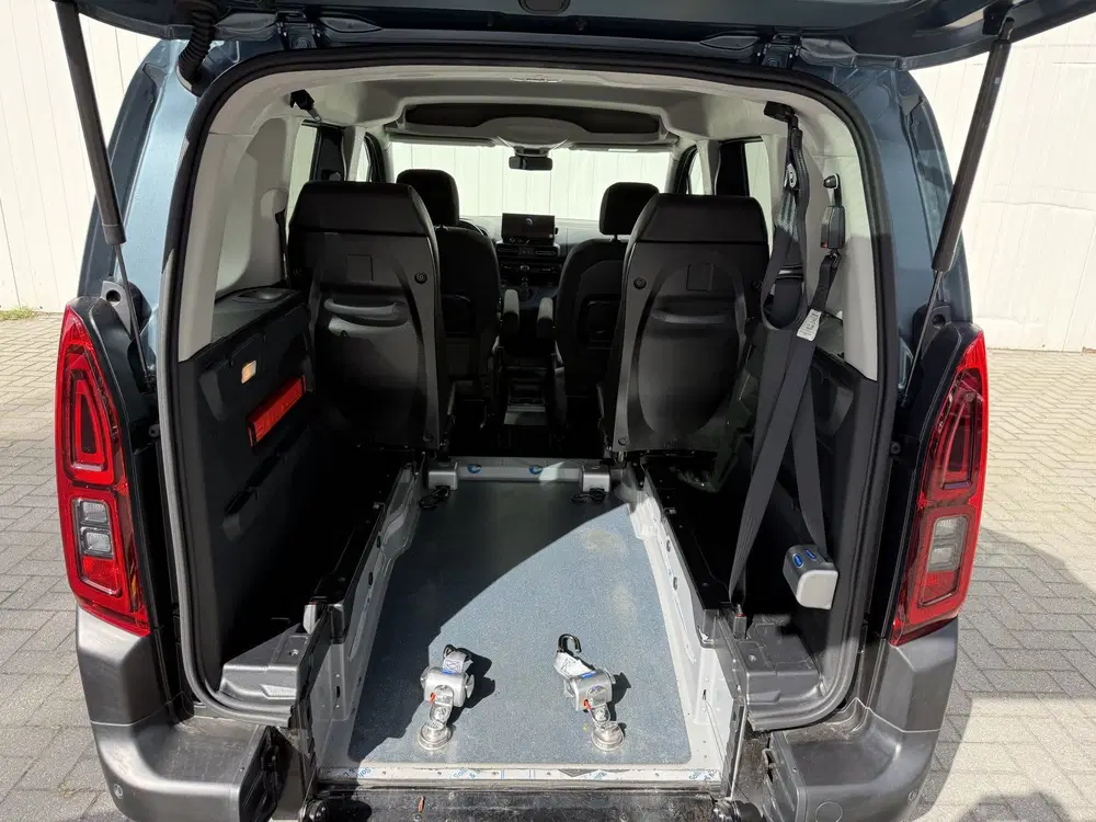 Citroën Berlingo 4+1 uit 2025, foto 5