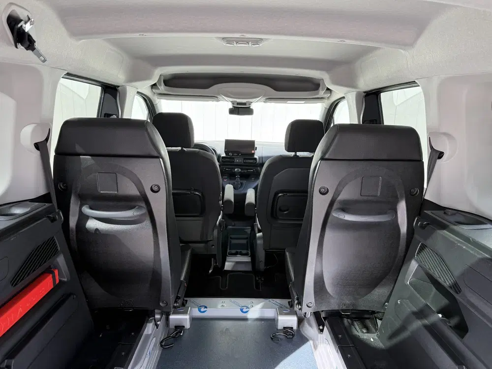 Citroën Berlingo 4+1 uit 2025, foto 6