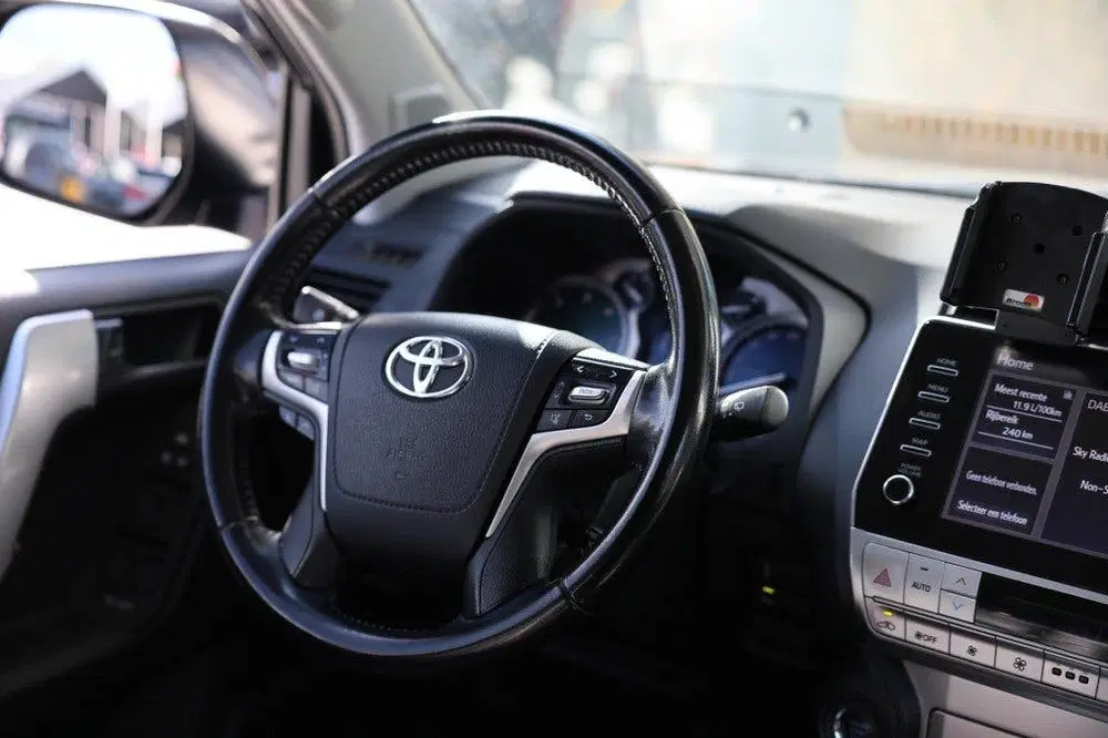 Toyota Land Cruiser 2.8 D-4D 5DRS COMFORT A uit 2022, foto 11