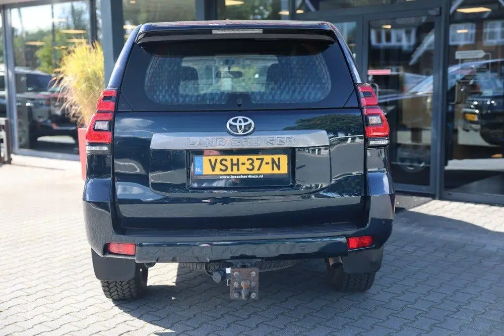 Toyota Land Cruiser 2.8 D-4D 5DRS COMFORT A uit 2022, foto 5