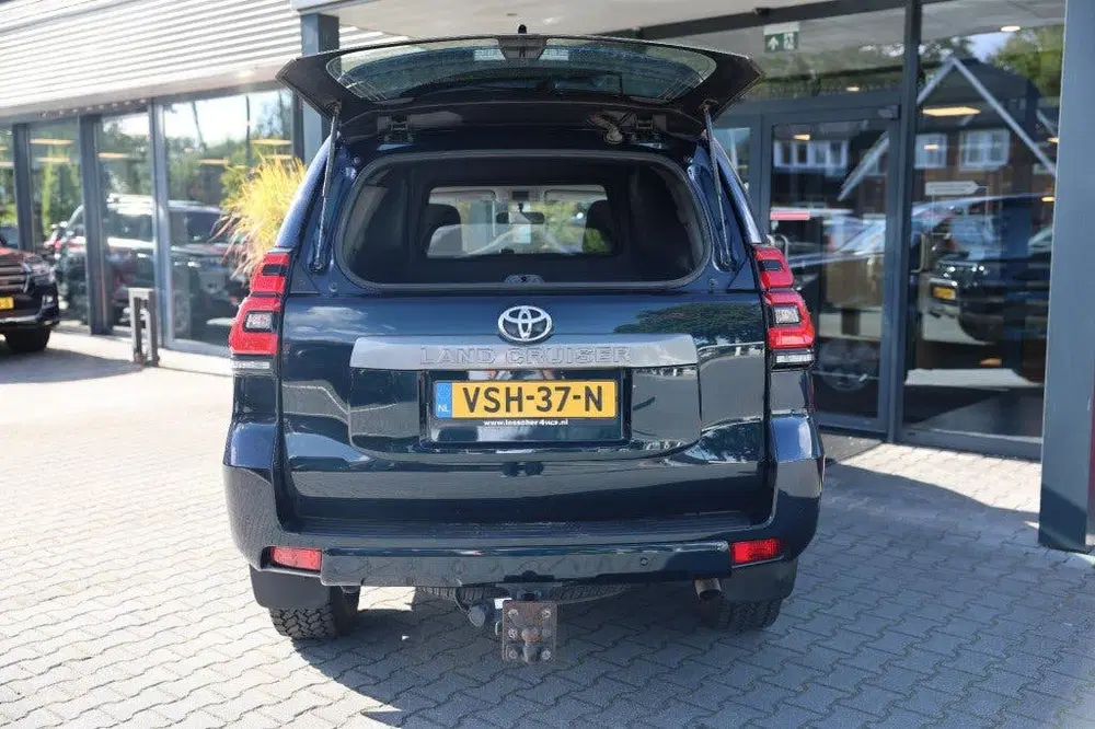 Toyota Land Cruiser 2.8 D-4D 5DRS COMFORT A uit 2022, foto 6