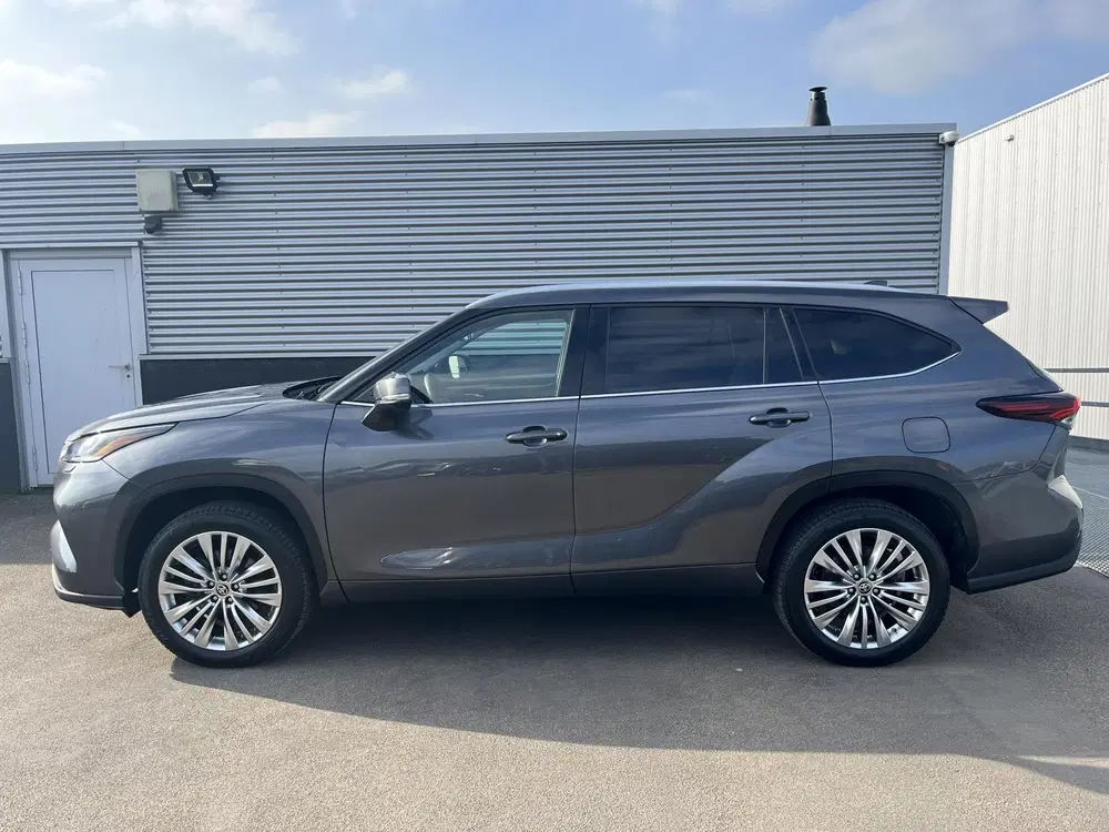 Toyota Highlander AWD 2.5 Hybrid Executive 7 persoons Trekha uit 2024, foto 3