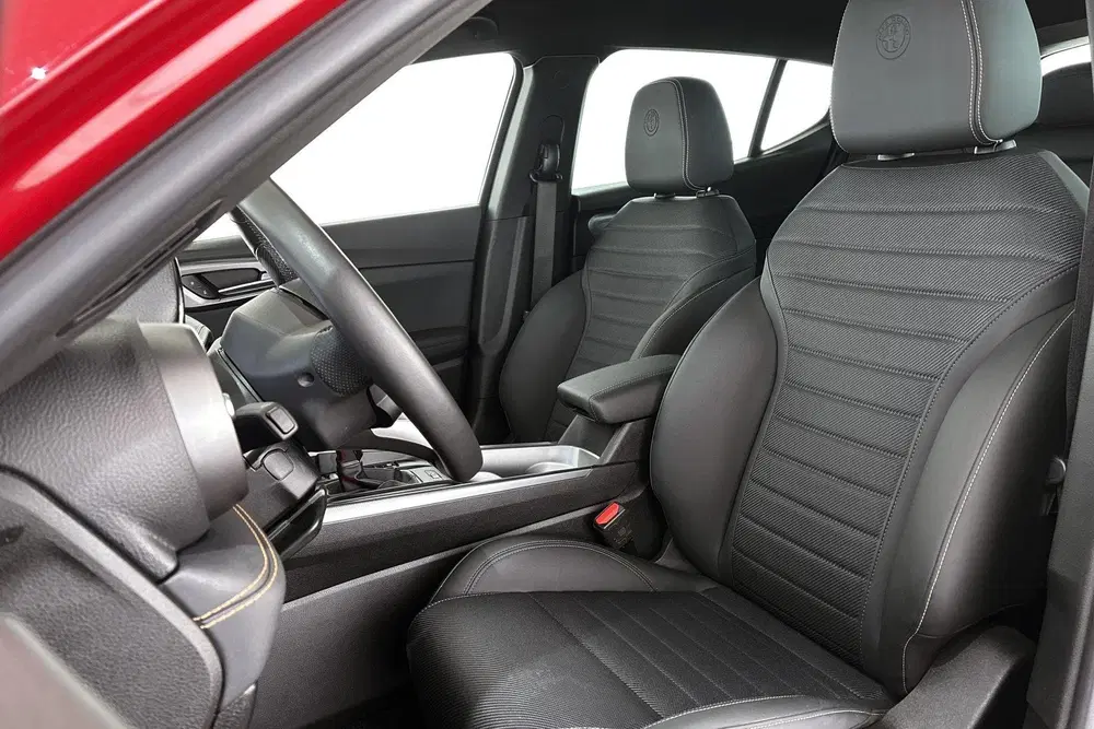 Alfa Romeo Tonale 1.3T PHEV Edizione Speciale Stuur uit 2025, foto 6