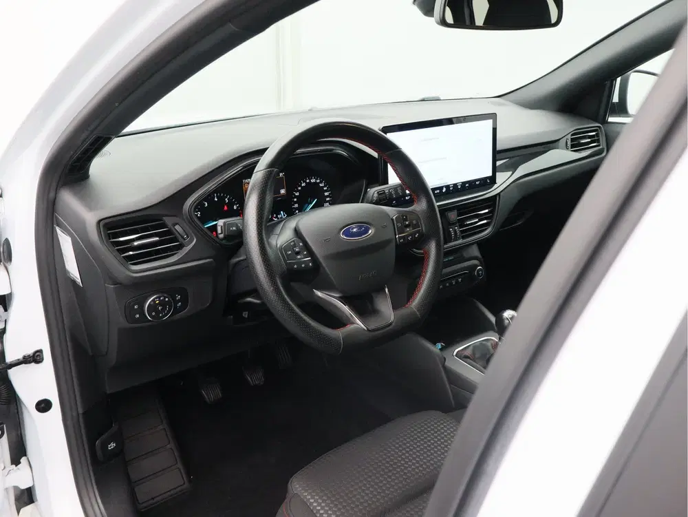 Ford Focus 1.0 EcoBoost Hybrid ST Line uit 2023, foto 13