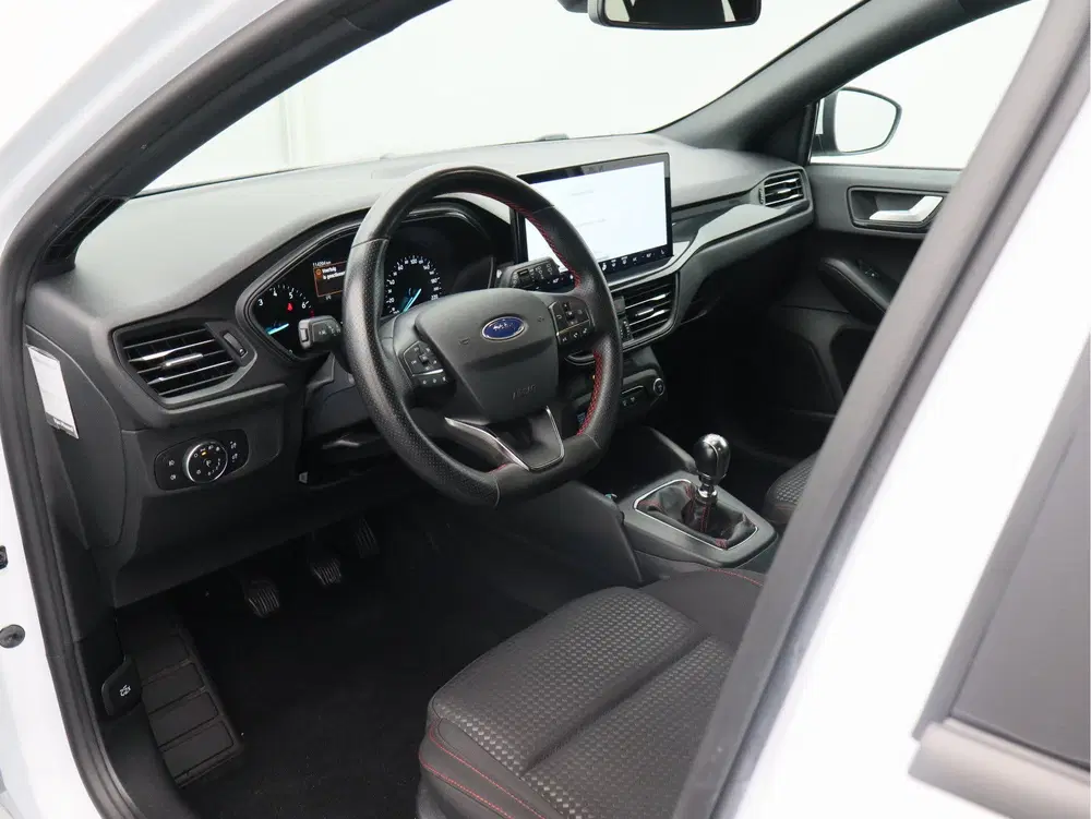 Ford Focus 1.0 EcoBoost Hybrid ST Line uit 2023, foto 7
