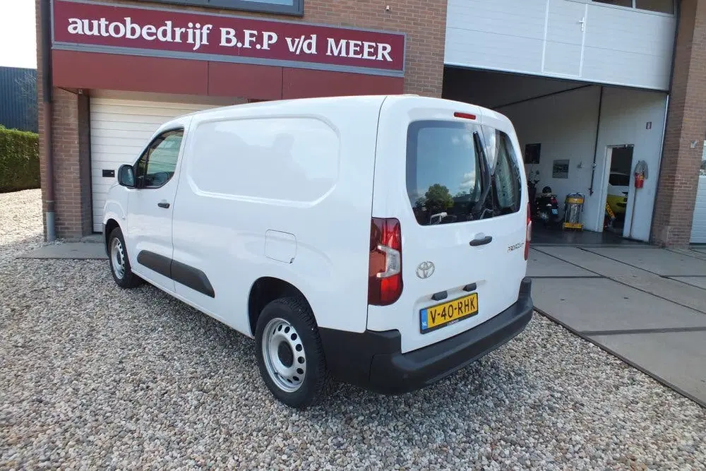 Toyota Proace City 1.5 D-4D Live Long 3-zits Carplay uit 2024, foto 4
