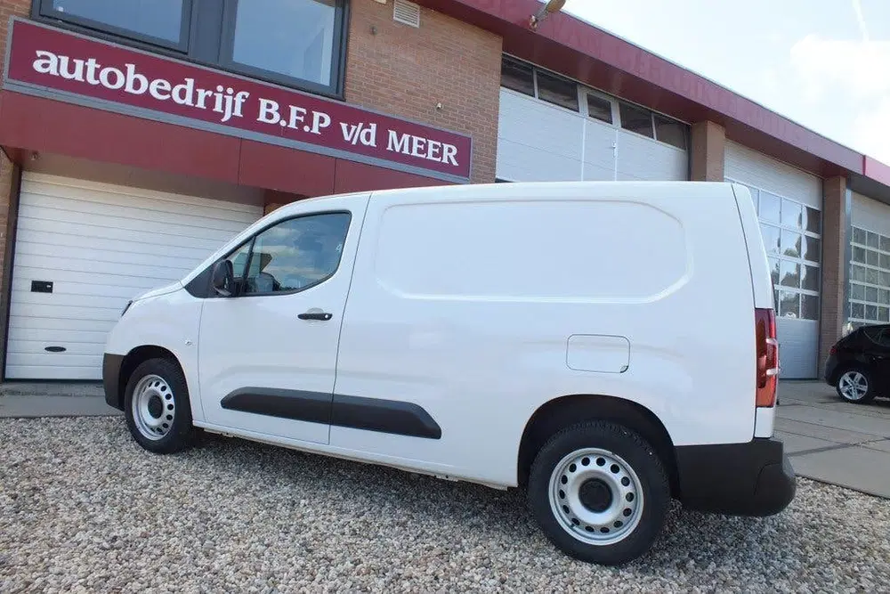 Toyota Proace City 1.5 D-4D Live Long 3-zits Carplay uit 2024, foto 5
