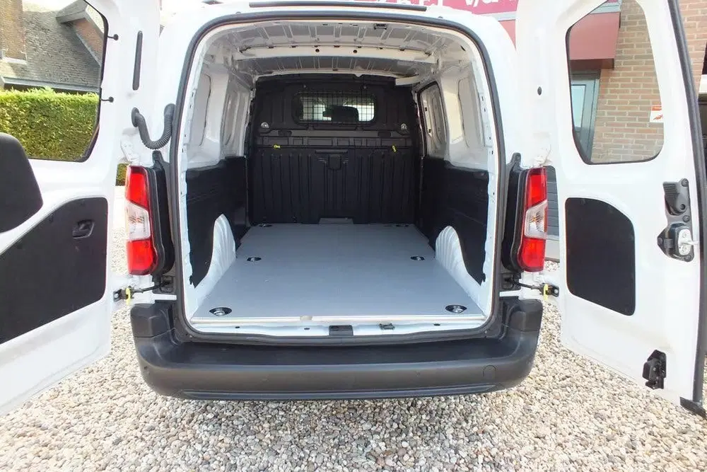 Toyota Proace City 1.5 D-4D Live Long 3-zits Carplay uit 2024, foto 7