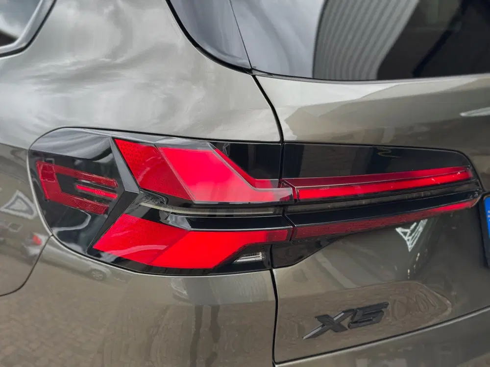 BMW X5 XDrive50e M Sport pro Launch Edition Vol O uit 2023, foto 7