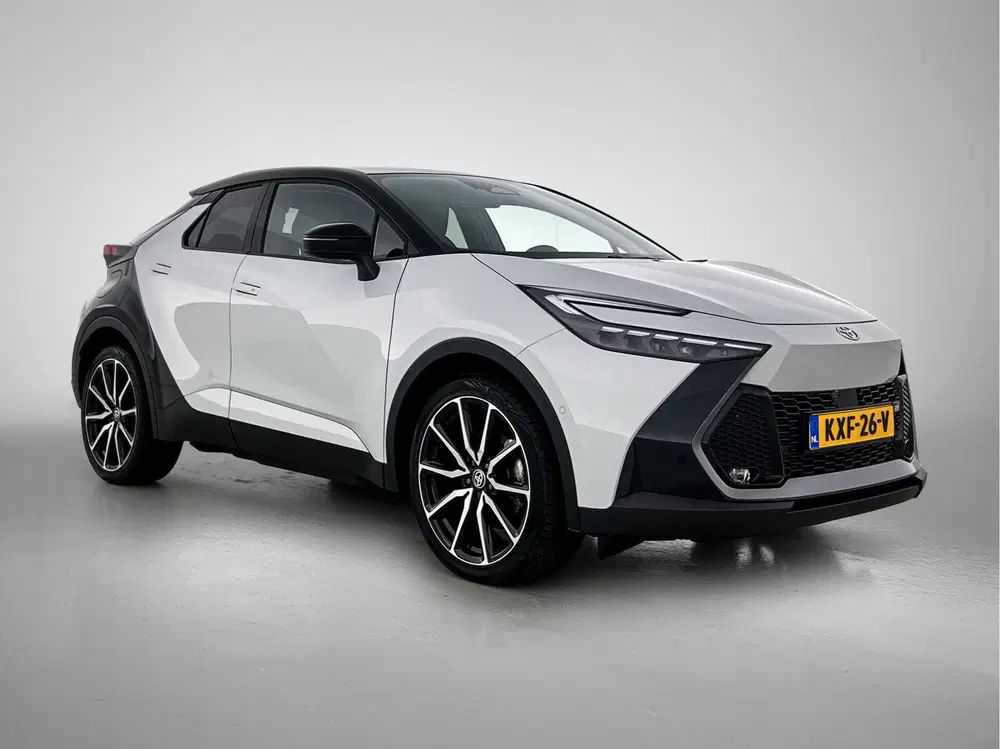 Toyota C-HR 2.0 Plug-in Hybrid 220 GR SPORT Première E uit 2025, foto 15