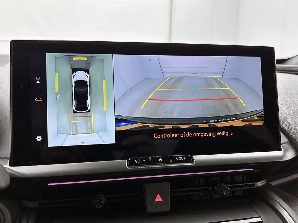 Toyota C-HR 2.0 Plug-in Hybrid 220 GR SPORT Première E uit 2025, foto 9