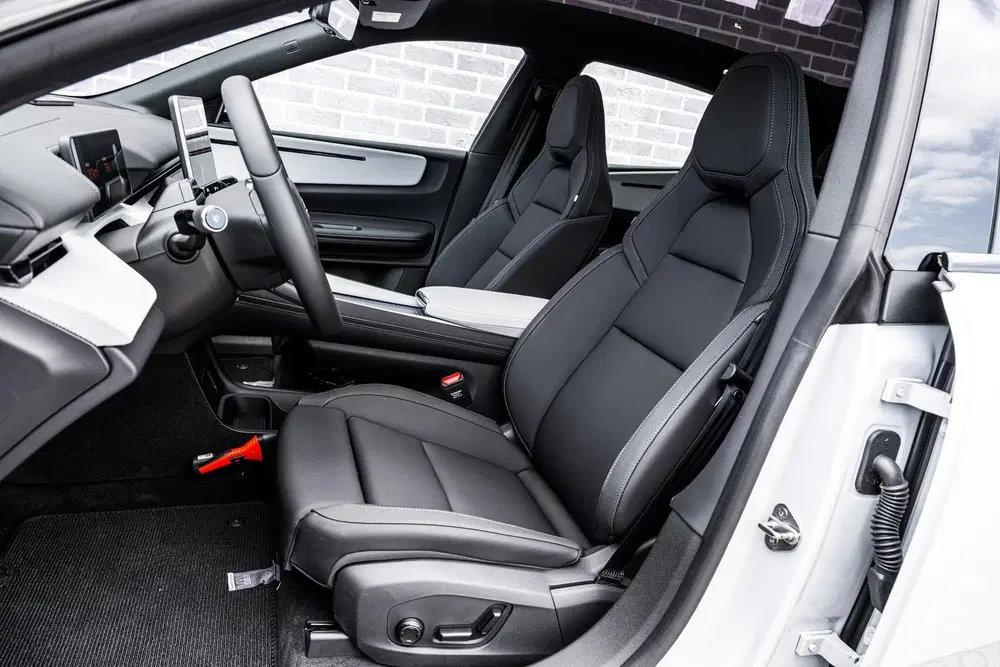 Polestar 4 Long Range Single motor Plus 100 kWh uit 2026, foto 6