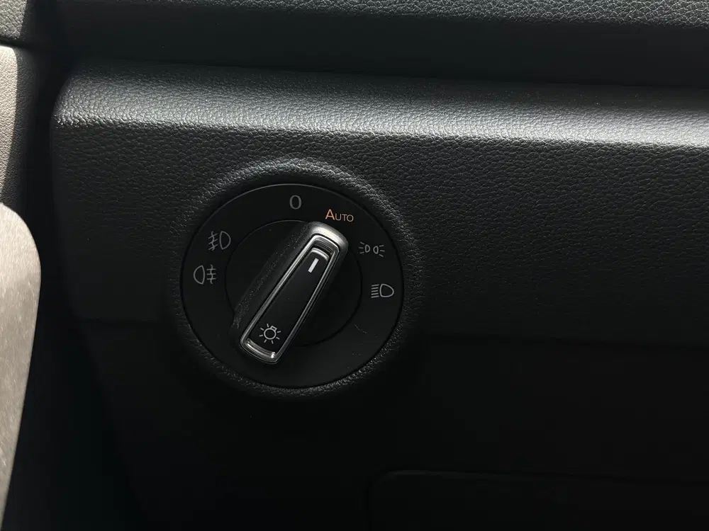 Volkswagen T-Roc 1.5 TSI R-Line Carplay uit 2021, foto 13