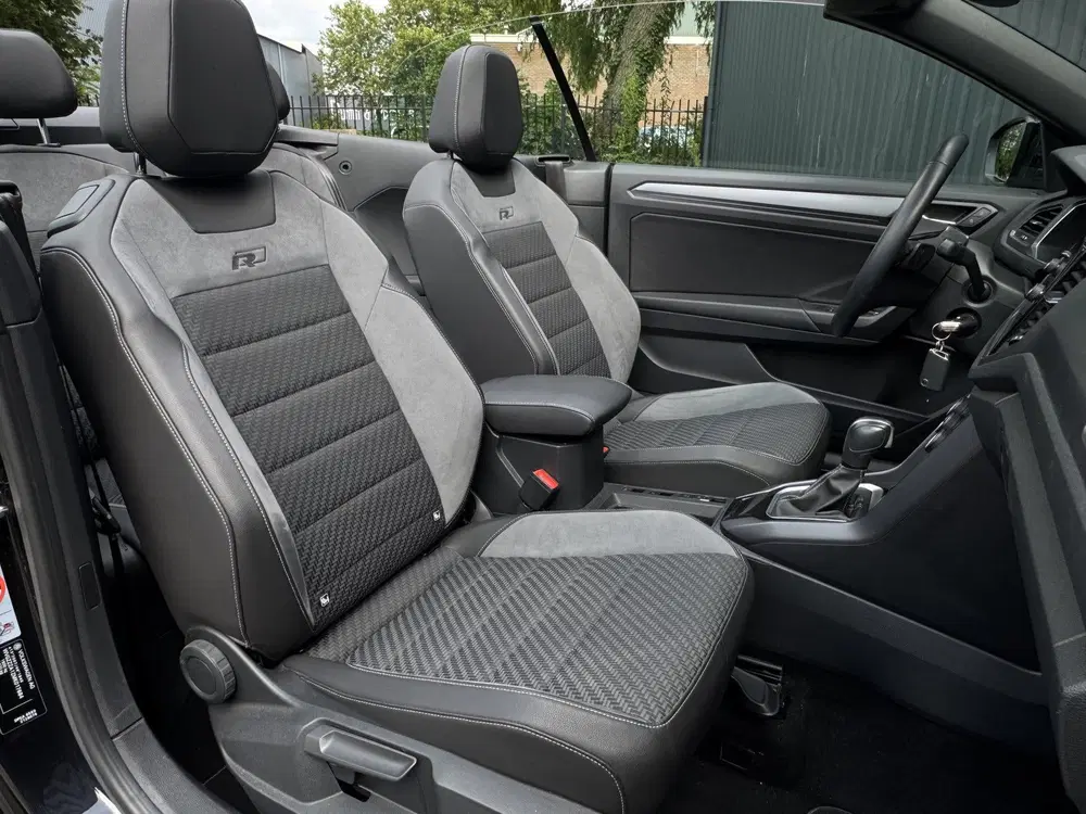 Volkswagen T-Roc 1.5 TSI R-Line Carplay uit 2021, foto 4