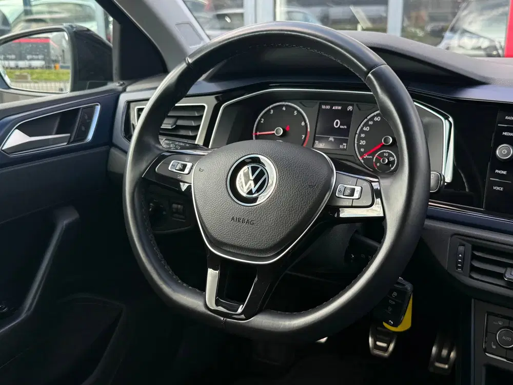 Volkswagen Polo 1.0 TSI Comfortline Business uit 2021, foto 11