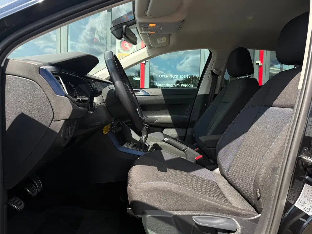 Volkswagen Polo 1.0 TSI Comfortline Business uit 2021, foto 3