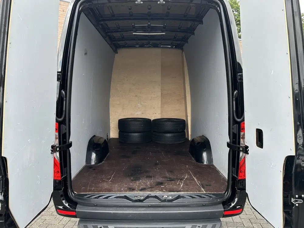 Mercedes-Benz Sprinter 317CDI 170PK L3H2 Dubbelcabine 6-Pers uit 2023, foto 4
